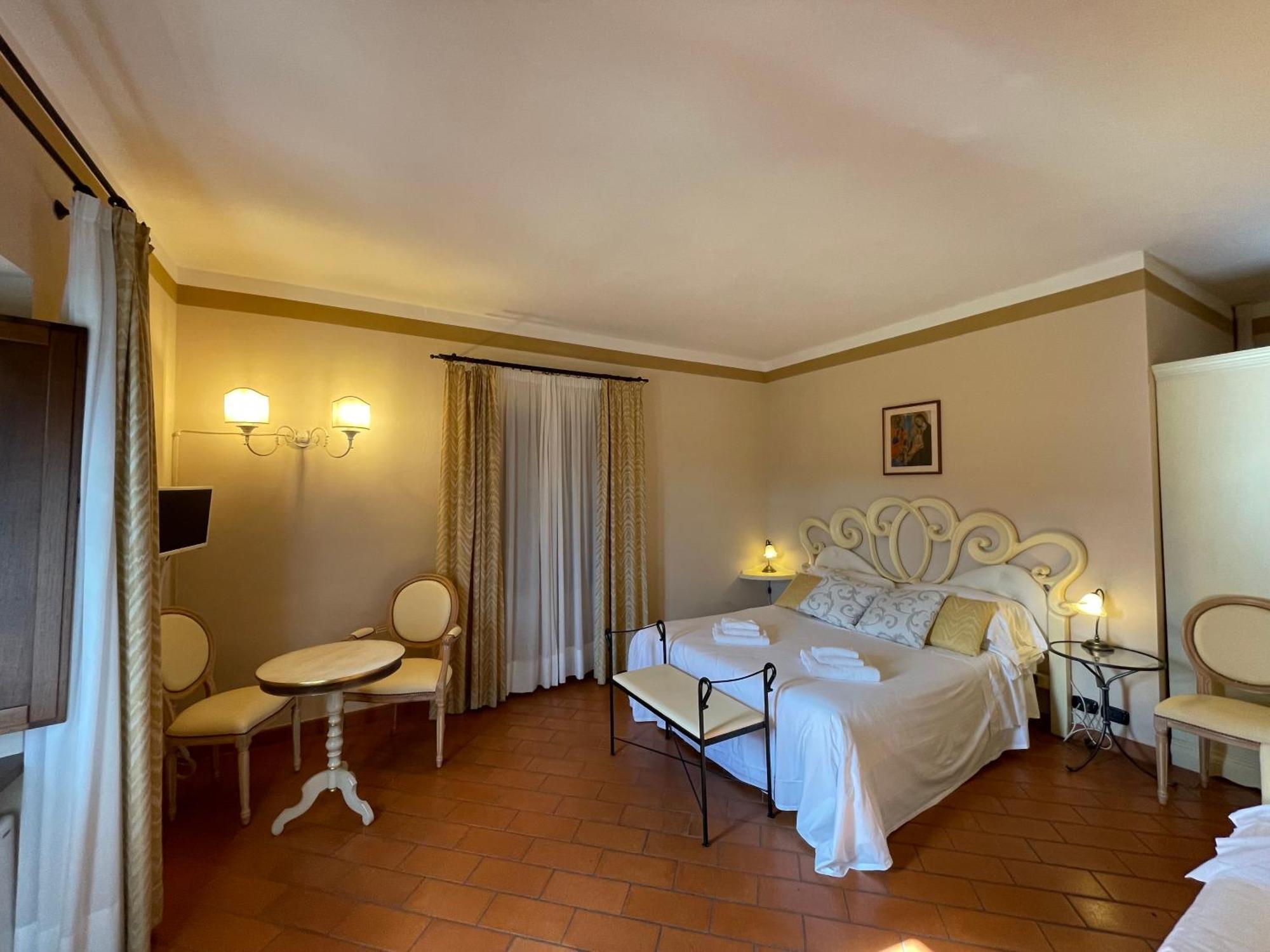 Il Colombaio Winery & Rooms モンテリッジョーニ エクステリア 写真